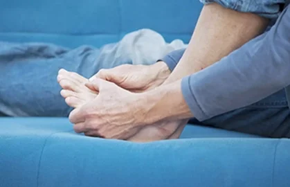 Онемение и ползание мурашек на стопе